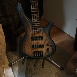 Ibanez SR600e Bass