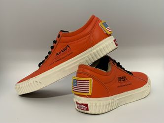 Vans SZ9 NASA John F. Kennedy Space Center Sneakers