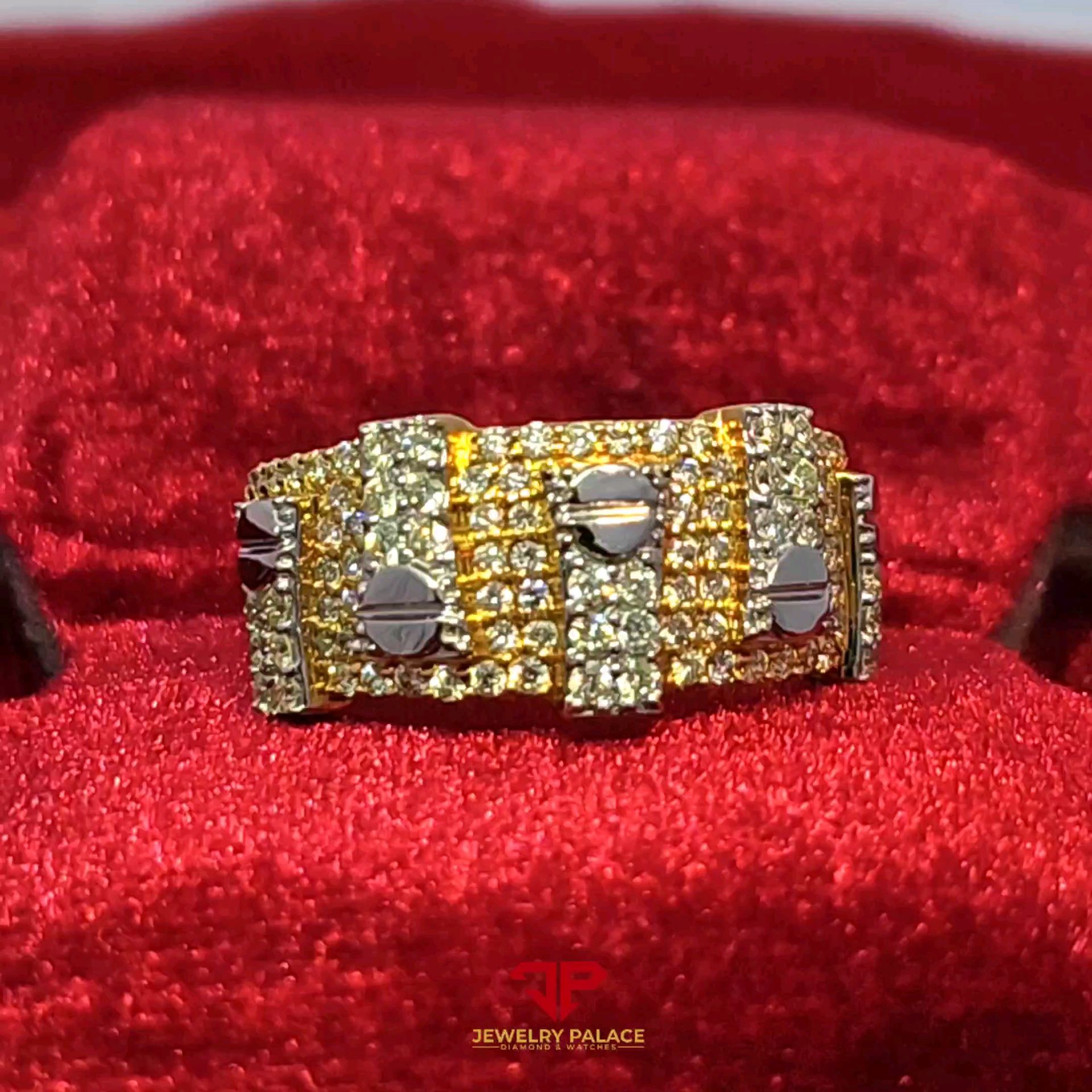 Elegant Gold and Diamond Ring 10K Yellow Gold 1.20ctw Diamond