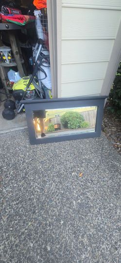 Wall mirror