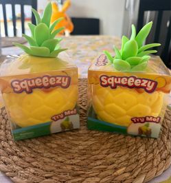 Squeeezy pineapple