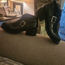 JONES NY pilgrim,Beatle Booties. Leather And Suede 