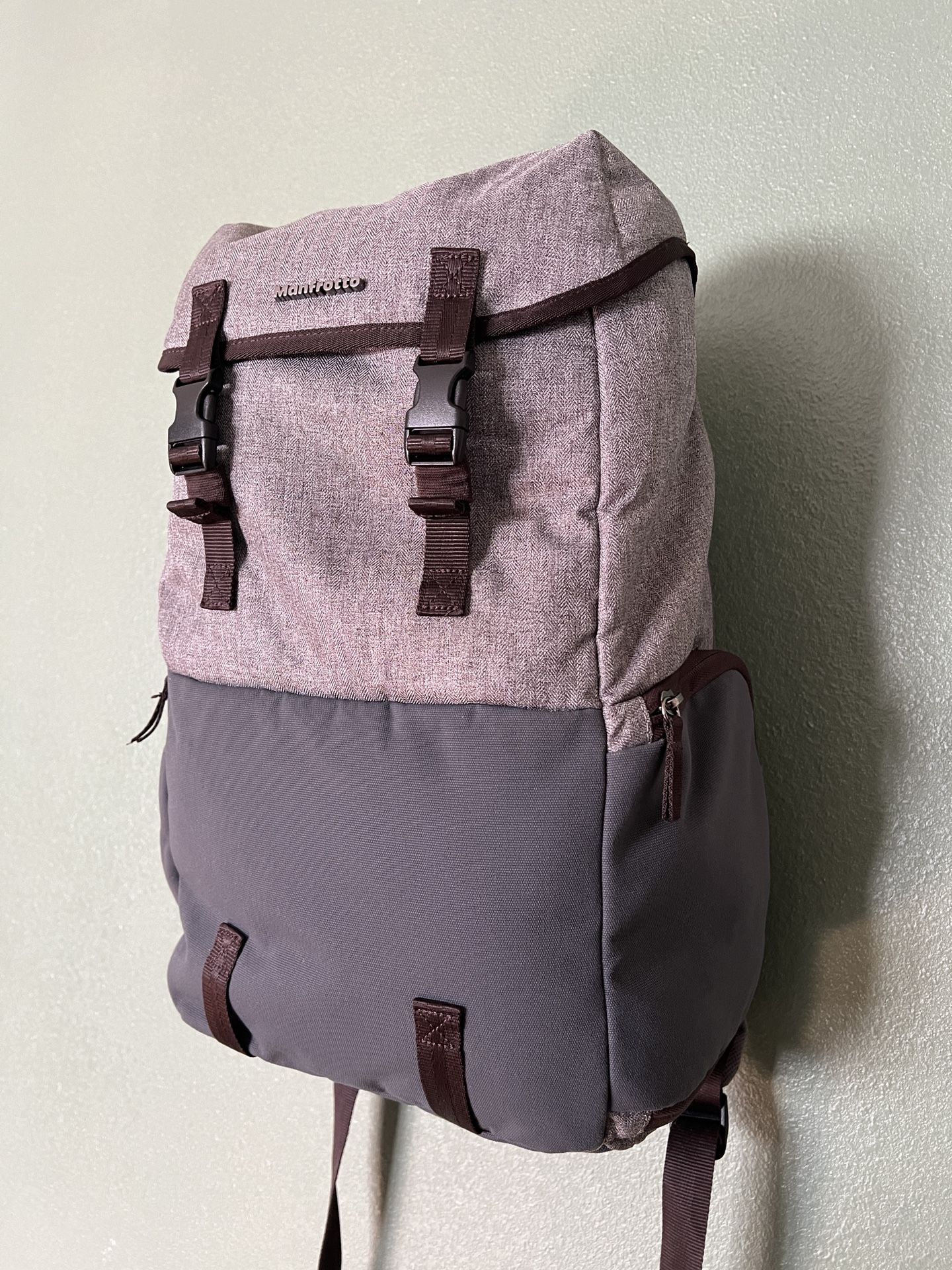 Manfrotto Windsor Explorer Camera and Laptop Backpack