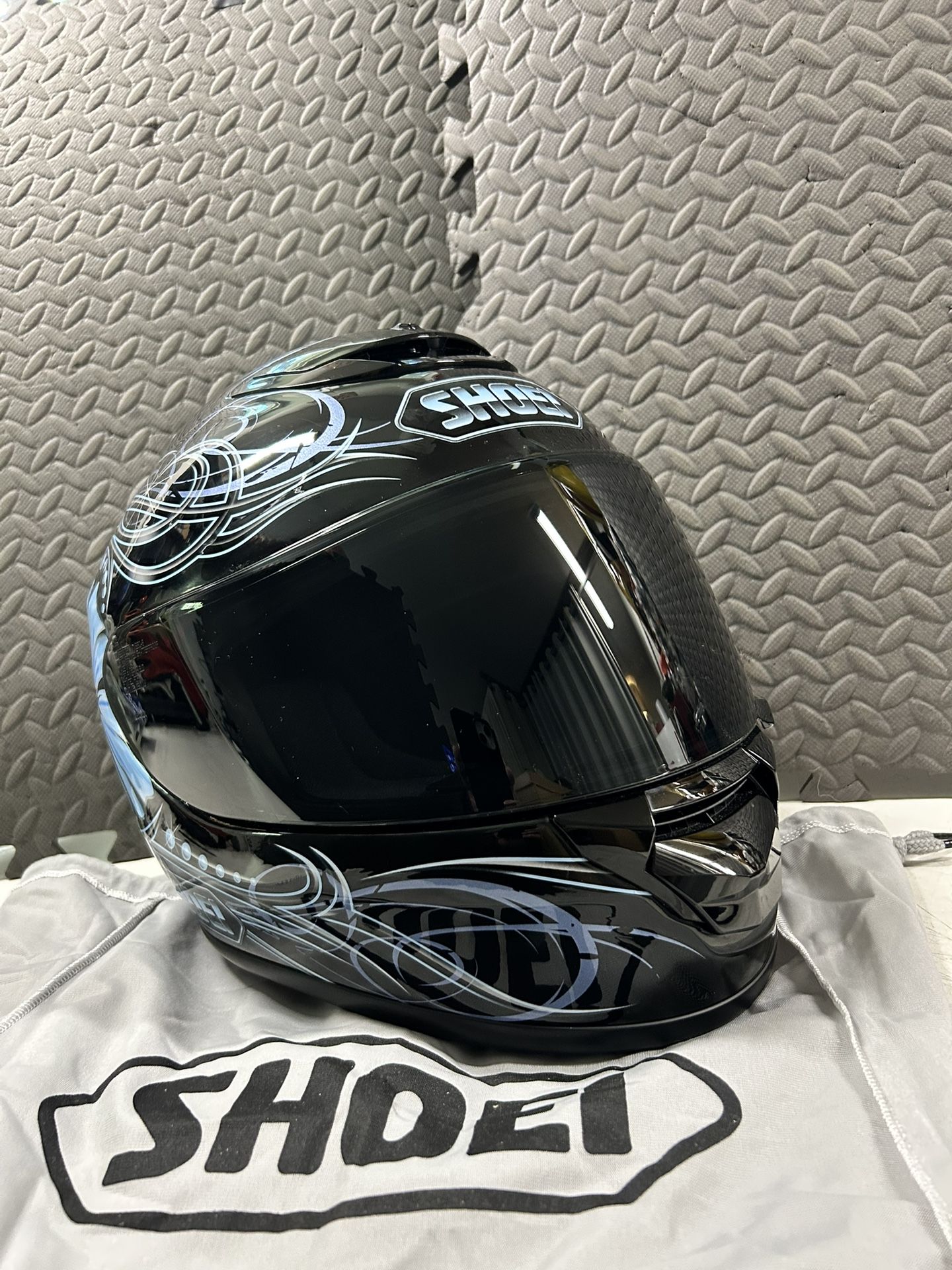 Shoei Qwest Goddess Motorcycle Helmet; Medium