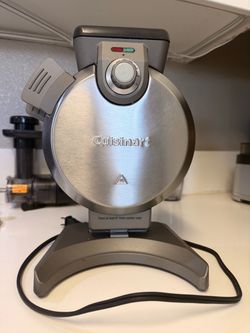 Cuisinart Vertical Waffle Maker (WAF-V100) - Excellent Condition!