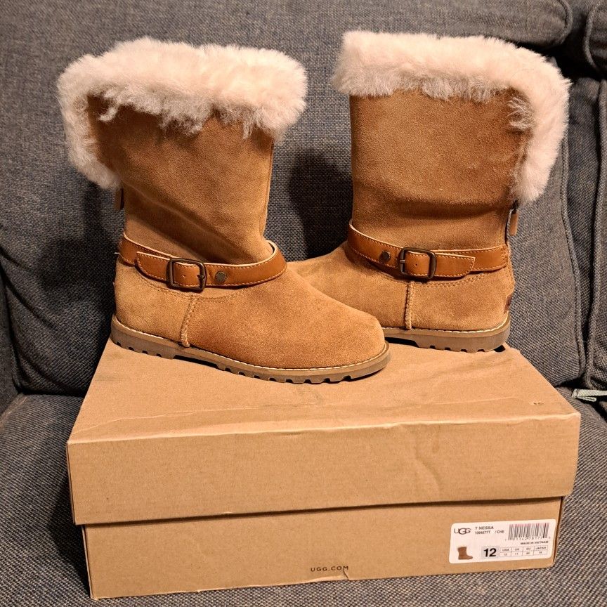 Girls Ugg Boots Size 12