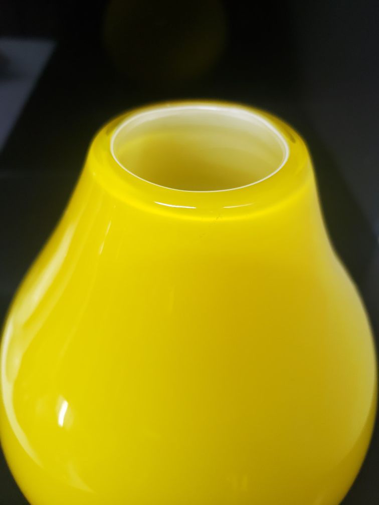5.75" yellow art glass gourd vase