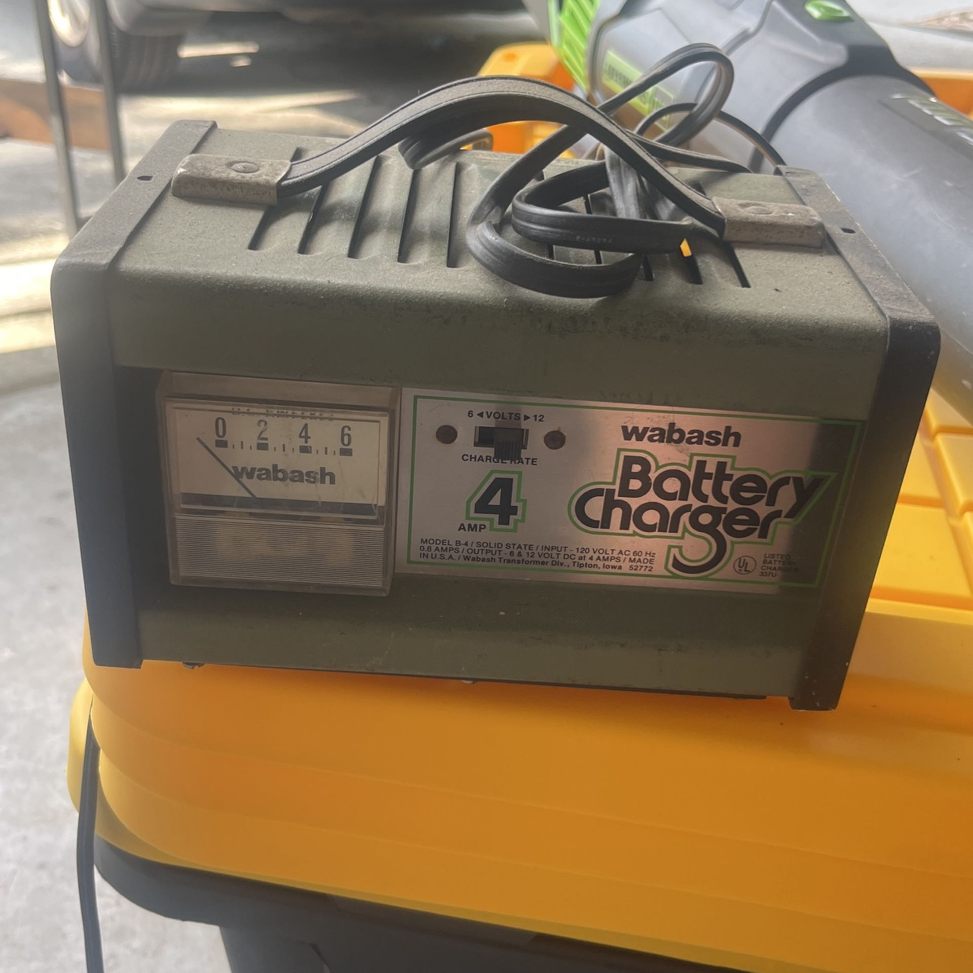 Wabash Portable Battery Charger