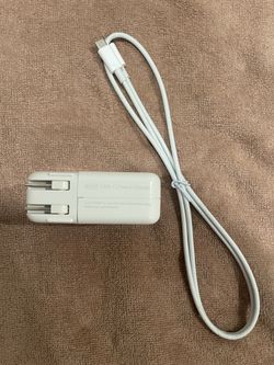 MacBook Pro /Air  usb c charger