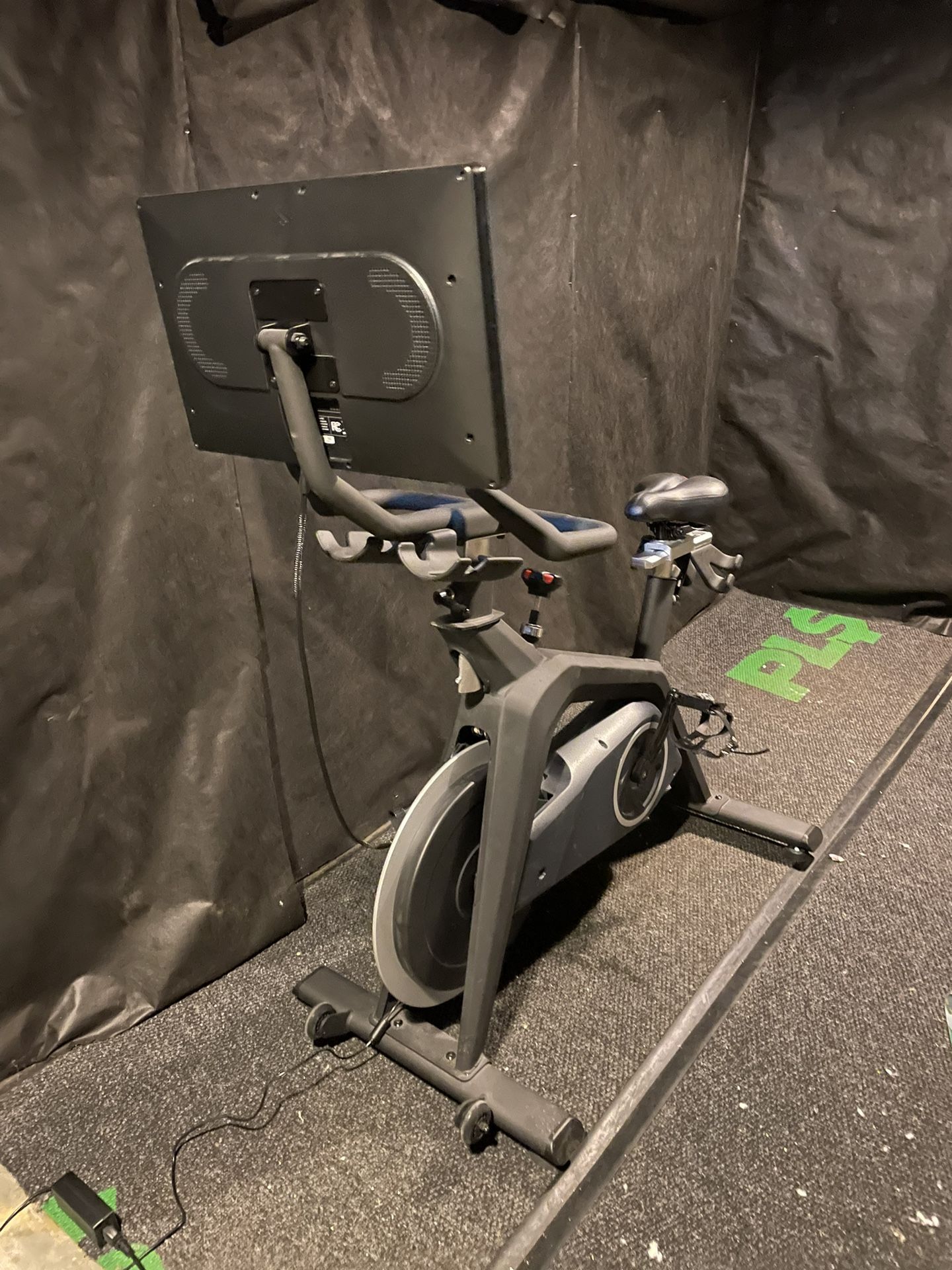 STRYDE Smart Exercise Bike – Gently Used, Excellent Condition