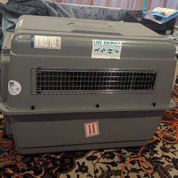 Petmate 40-inch  Dog Kennel Airline Approved