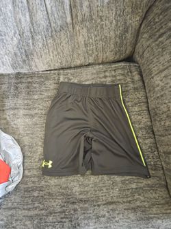 Boys shorts size 5