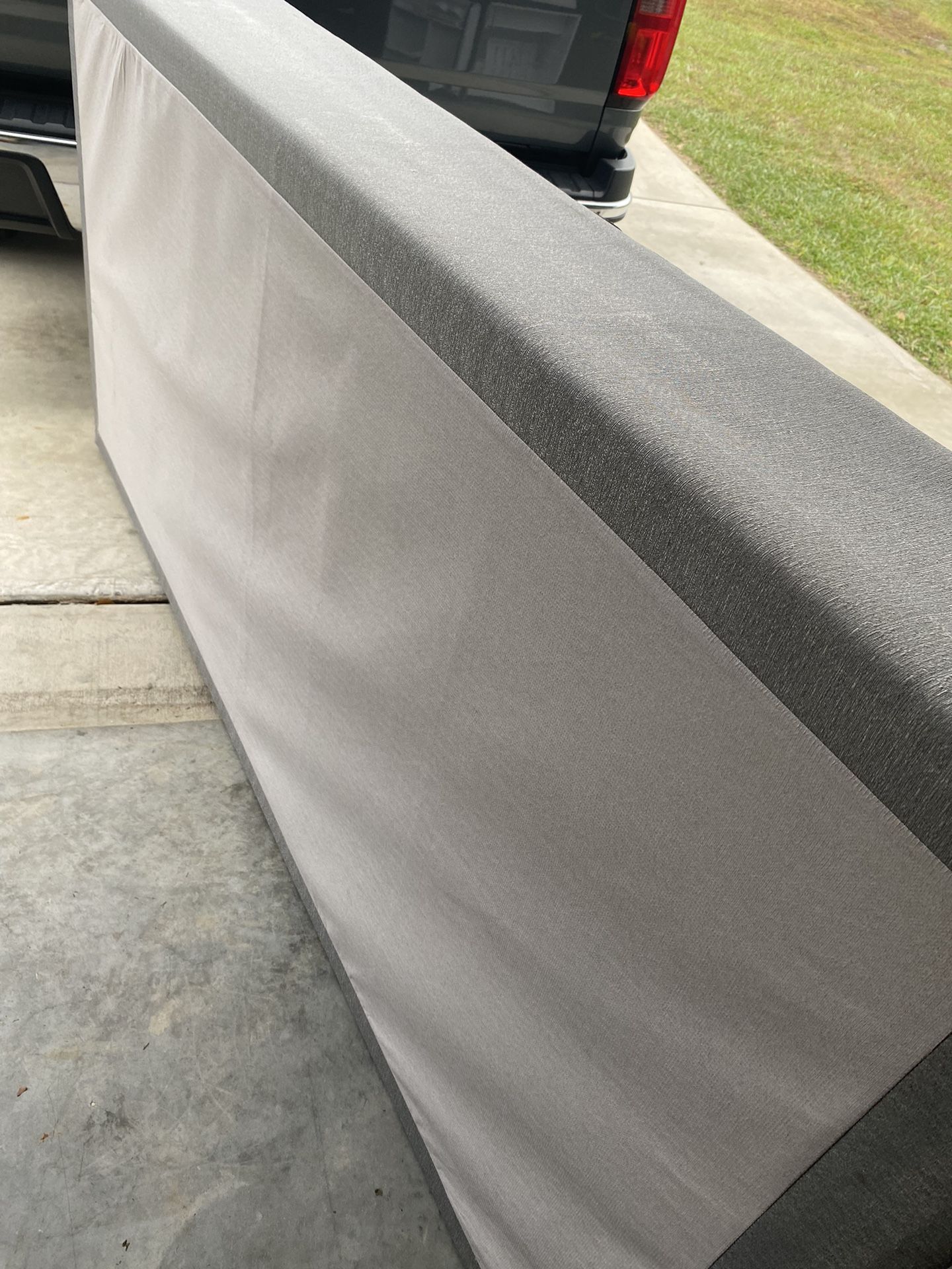 Box spring (Full)