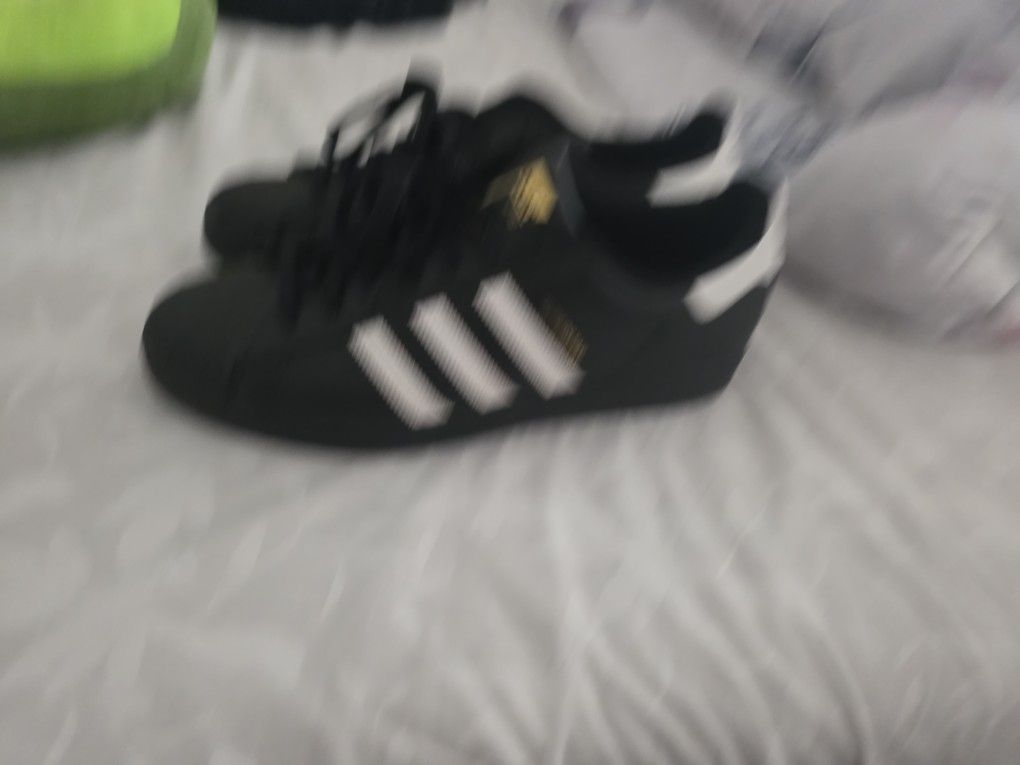 Adidas Superstars 