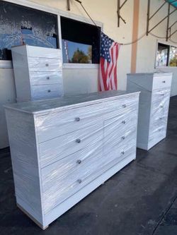 New compressed Wood 8 drawers dressers