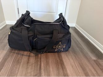 Dance bag with garment rack