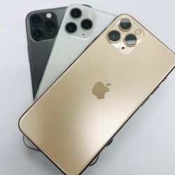 Factory Unlocked iphone 11 pro Max 256gb , sold with store warranty | Each 