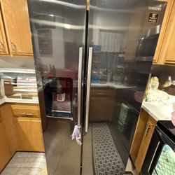 Working Samsung Refrigerator 