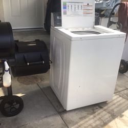 MAYTAG commercial WASHER machine