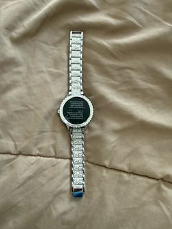 Women’s smart watch