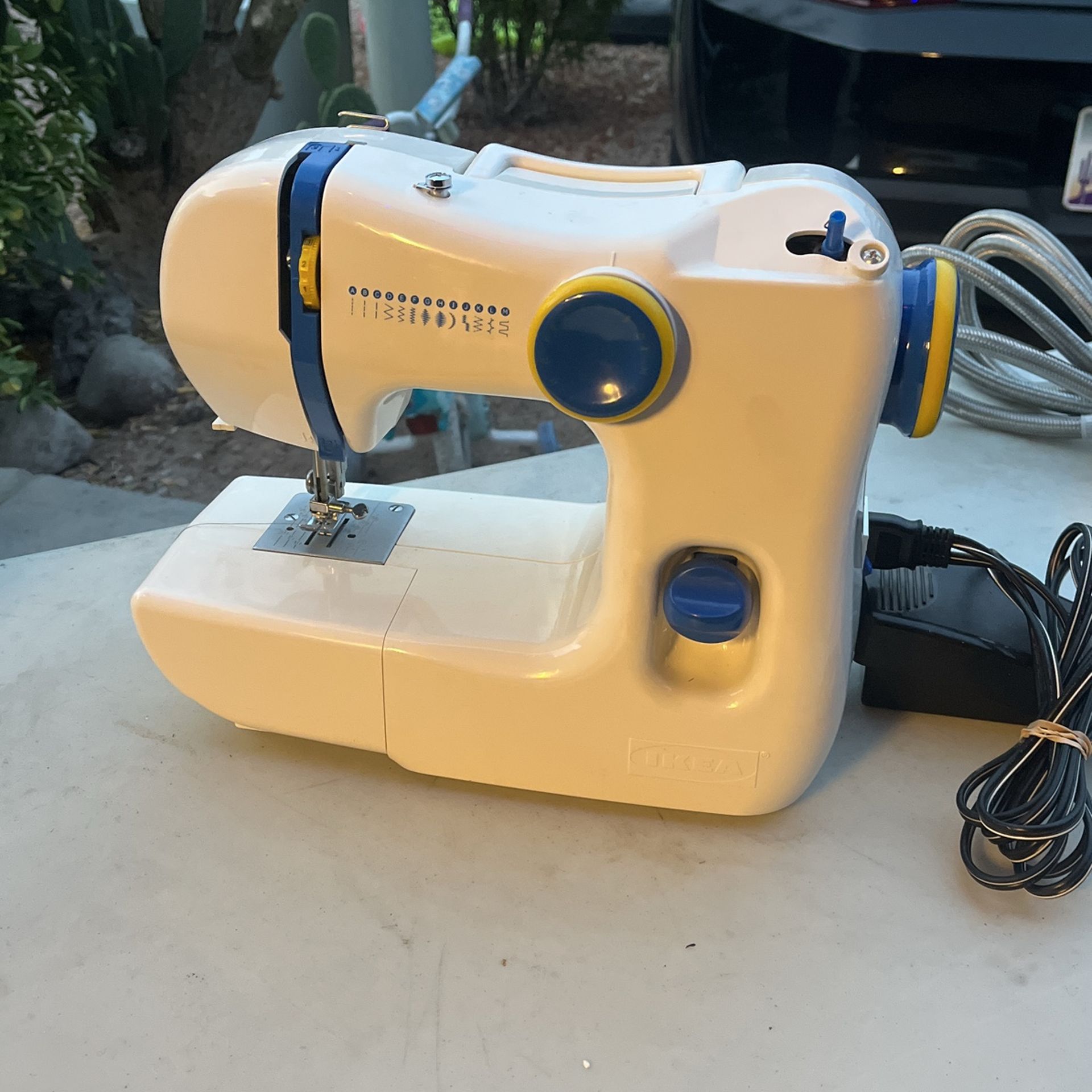 IKEA SY Small Portable Sewing
