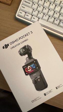 DJI Osmo Pocket 3 - Creator Combo + 512 GB Extreme Plus SD card