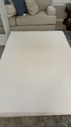 Twin memory foam mattress