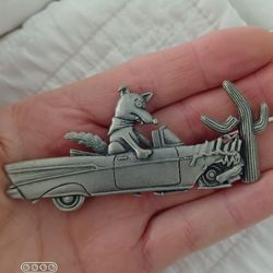 JJ JONETTE PEWTER COYOTE & Cadillac  Crashing Cactus" Pin