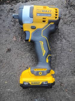 DeWalt 12V Brushless Impact Driver with Battery