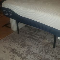 Queen Lucid Mattress 