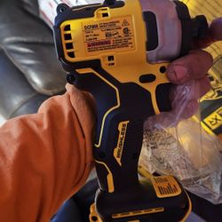 DEWALT 20v Automatic