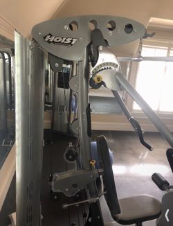Hoist V1 Elite Home Gym  $500.00/OBO