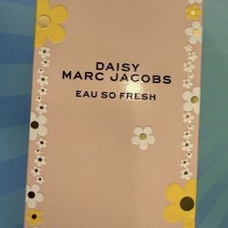 DAISY MARC JACOBS 