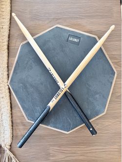 Drum Pad & Sticks