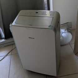 Rolling Portable Air Conditioner With Remote