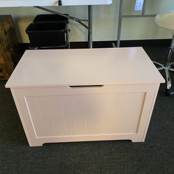 New Wooden Storage Chest Box with Flip-top Lid ASSEMBLED 