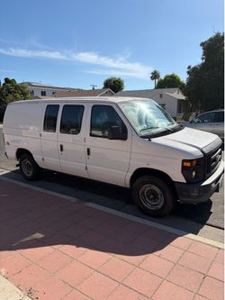 2010 Ford E-250