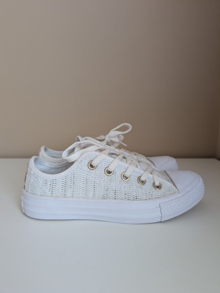 Converse Chuck Taylor All Star Seasonal Ox Low Top White Lace  Sneaker -Size 5.5