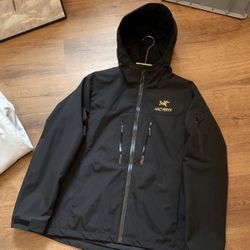 Arc’teryx Alpha SV 24k Gold Send Offers