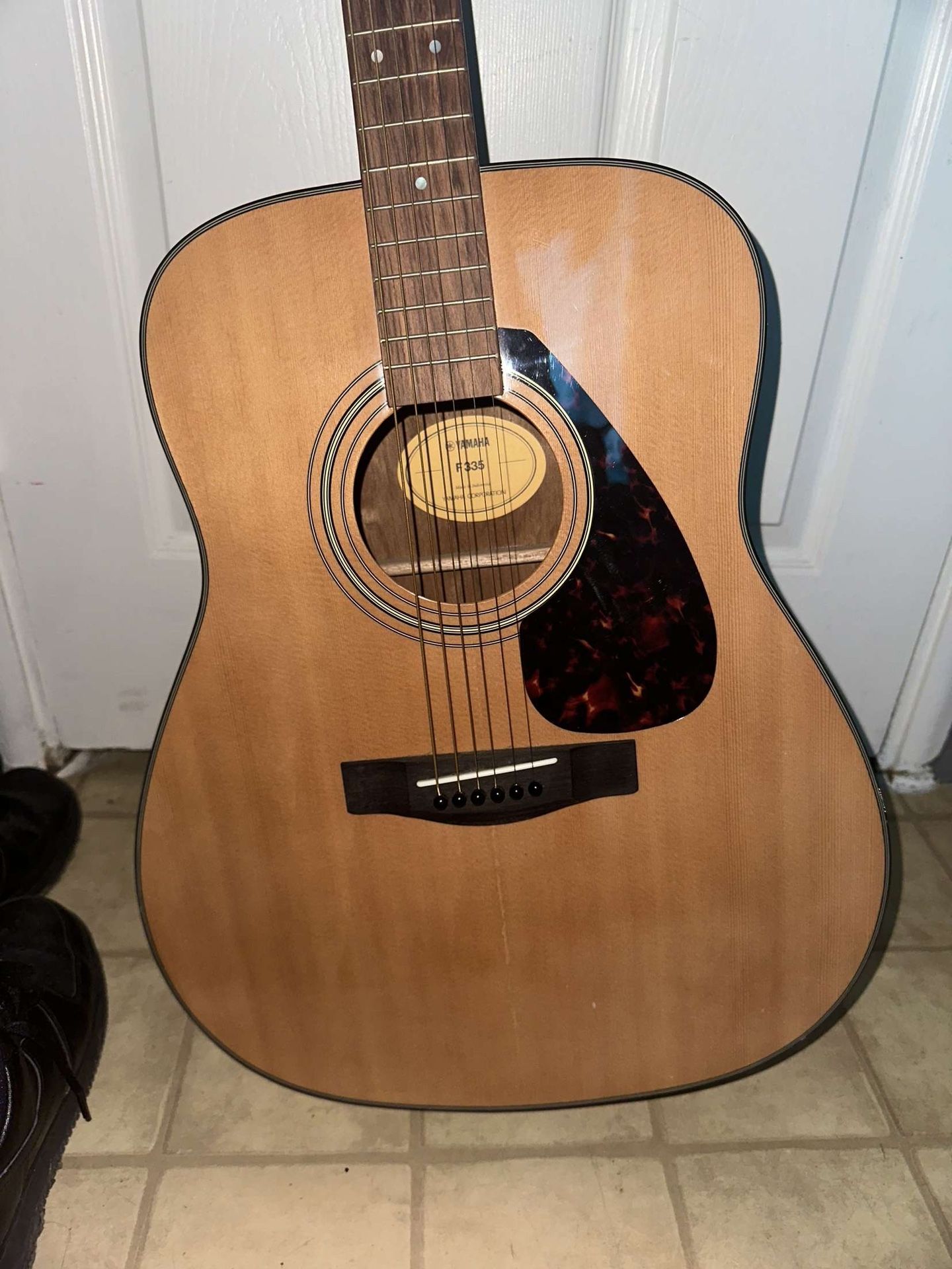 Yamaha Guitar