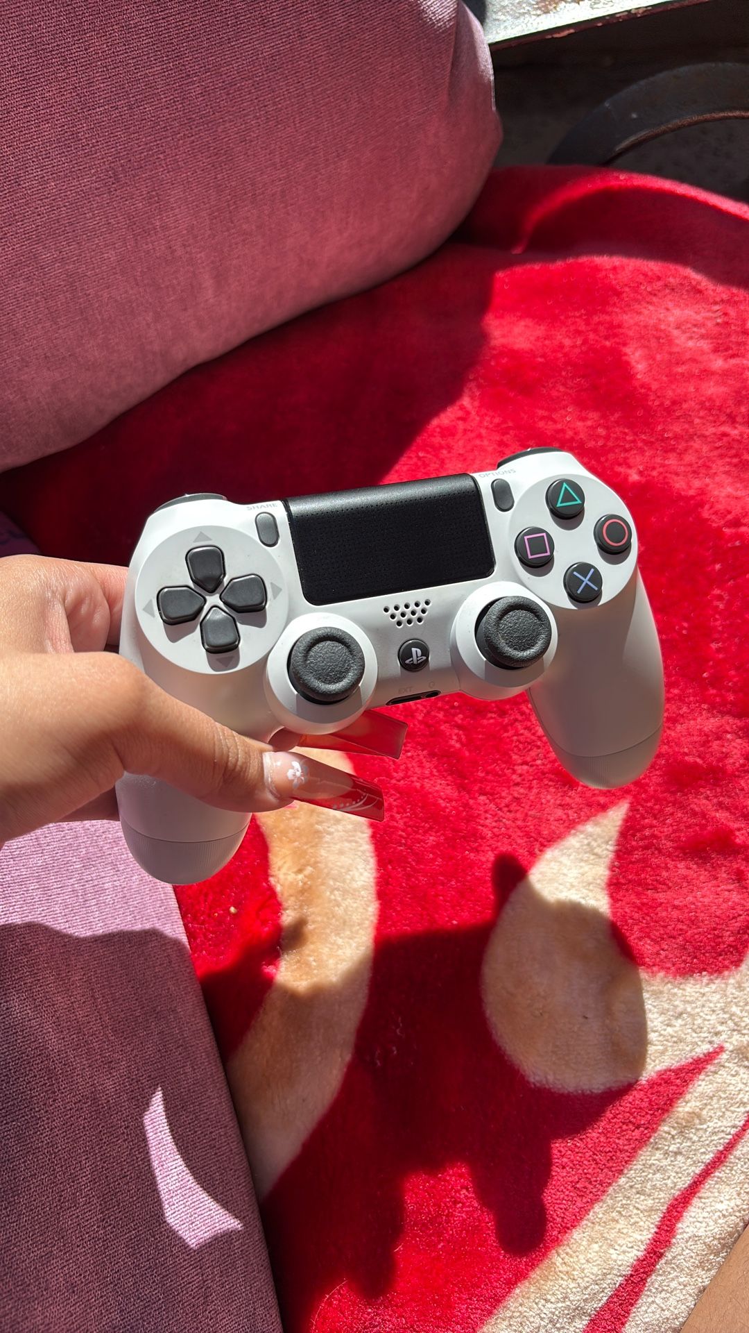 PS4 CONTROLLER
