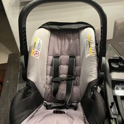 EZ BabyTrend Infant & Baby Complete Car Seat.