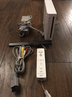 Nintendo Wii modified with 300+ old school classic game titles