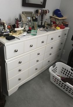 Dresser