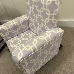 Small Kids Chair 