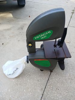 hitachi CB 6Y tilting head band saw 10"