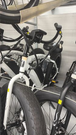 Firmstrong Bruiser Beach Cruiser Fat Tire Electric