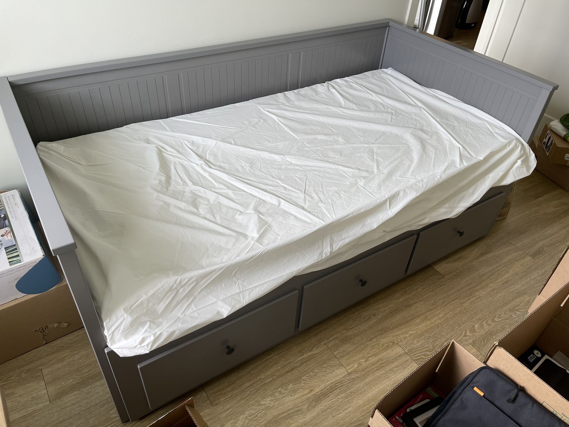 IKEA Hemnes Daybed