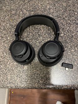 Steel series- Arctis Nova 7P Gen2 for PS5, PC, or Switch