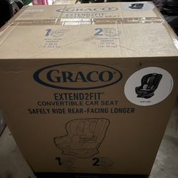 Brand New Graco Extended 2 Fit